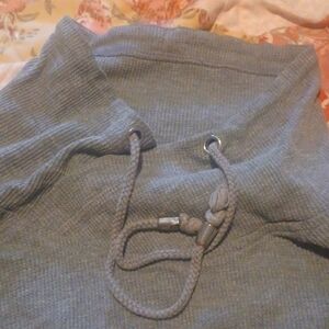 Long sleeve gray shirt